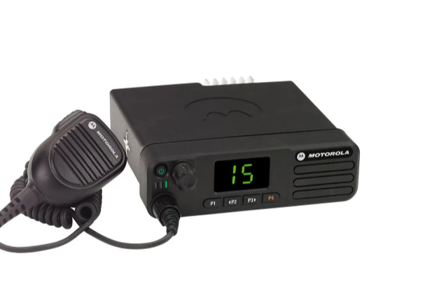 Радиостанция цифровая автомобильная Motorola DM4400E VHF 99-00017188 фото